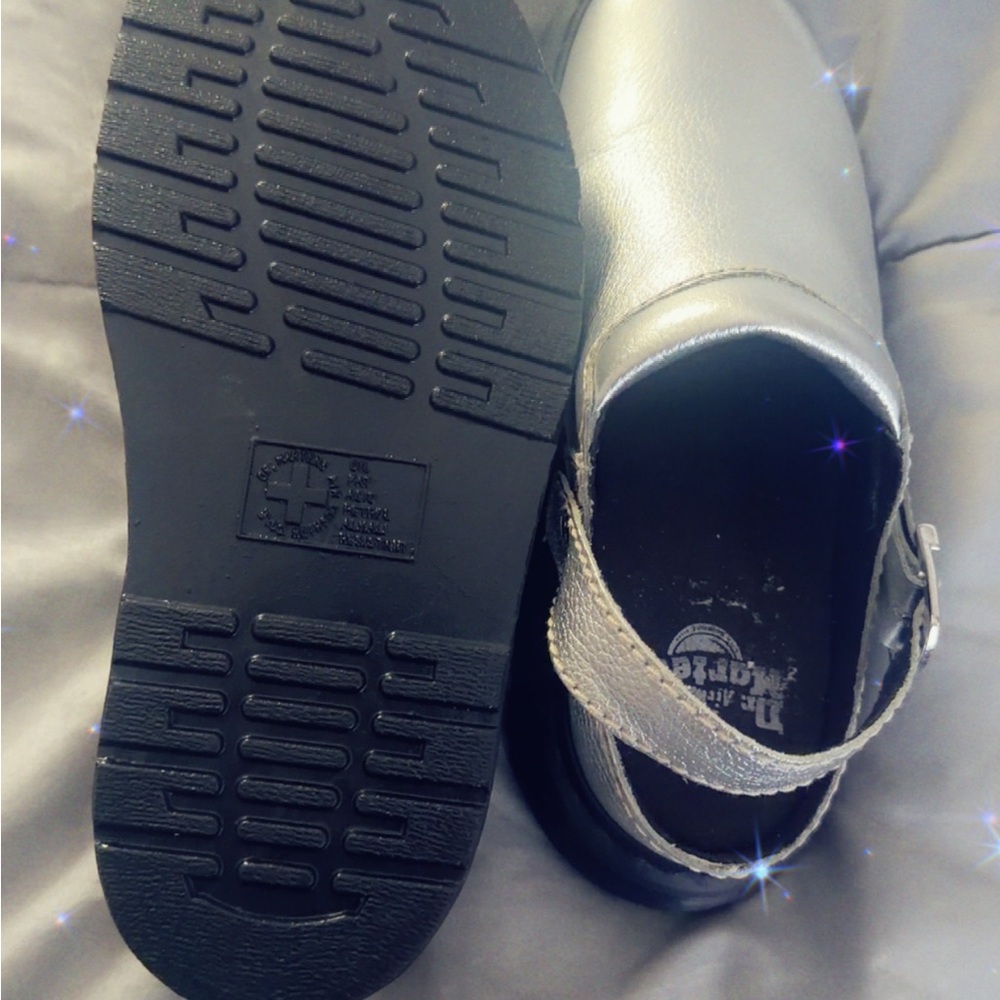 Dr. Martens Silver Flats - Picture 2 of 4